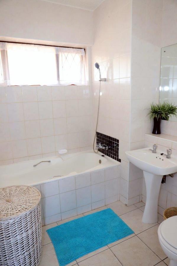 Sea Wave Holidays - Stella Maris Amanzimtoti Zewnętrze zdjęcie